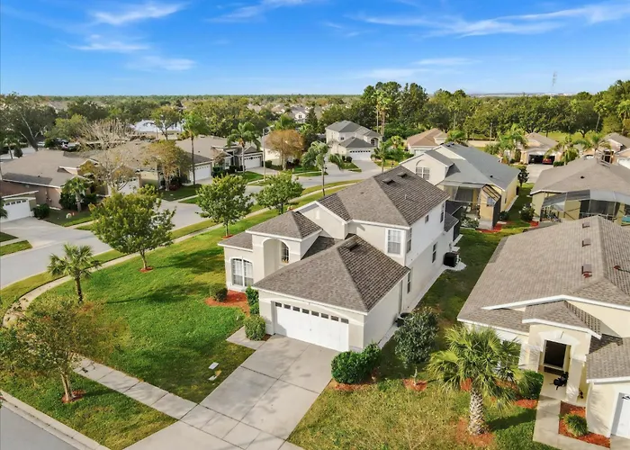 5 Bedrooms 35 Bathrooms Windsor Palms 8017 Kp Kissimmee